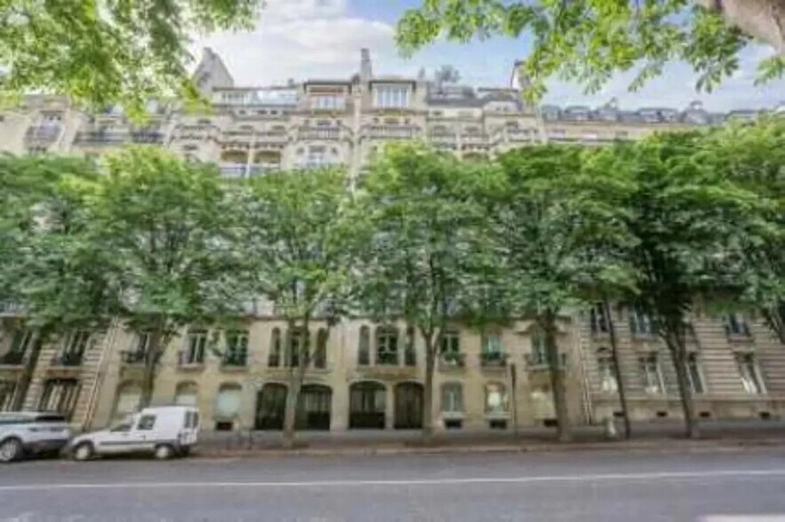 Bureau dans Paris à louer - Photo de l’immeuble – Image 1 sur 8