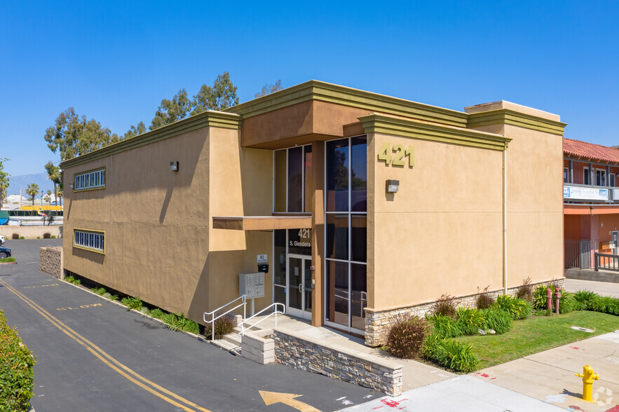 421 S Glendora Ave, West Covina, CA à louer - Photo de l’immeuble – Image 1 sur 21
