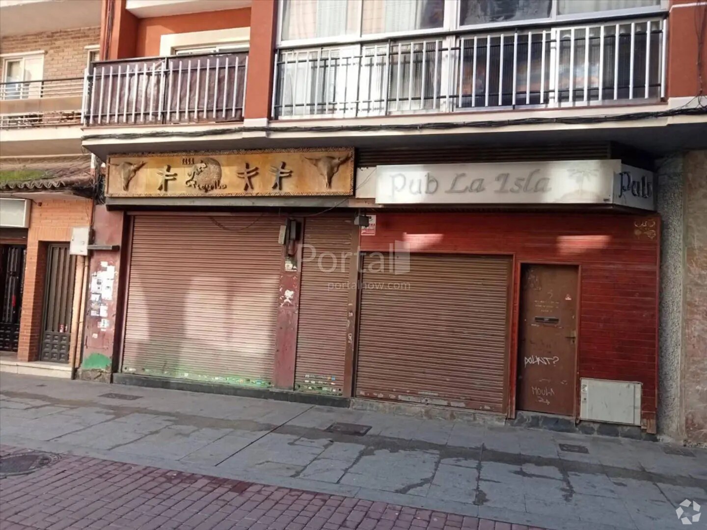 Immeuble residentiel dans San Fernando de Henares, Madrid à vendre Photo intérieure– Image 1 sur 2