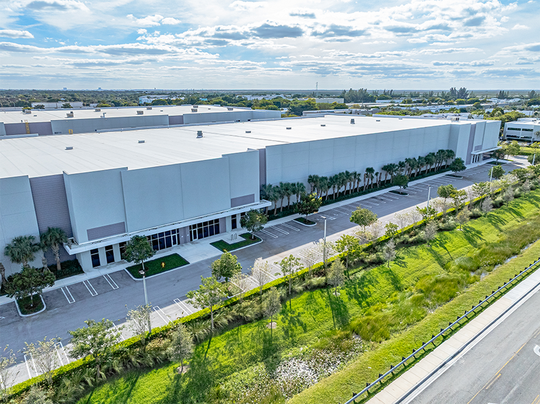 12000 NW 39 St, Coral Springs, FL à louer - Photo de l’immeuble – Image 3 sur 53