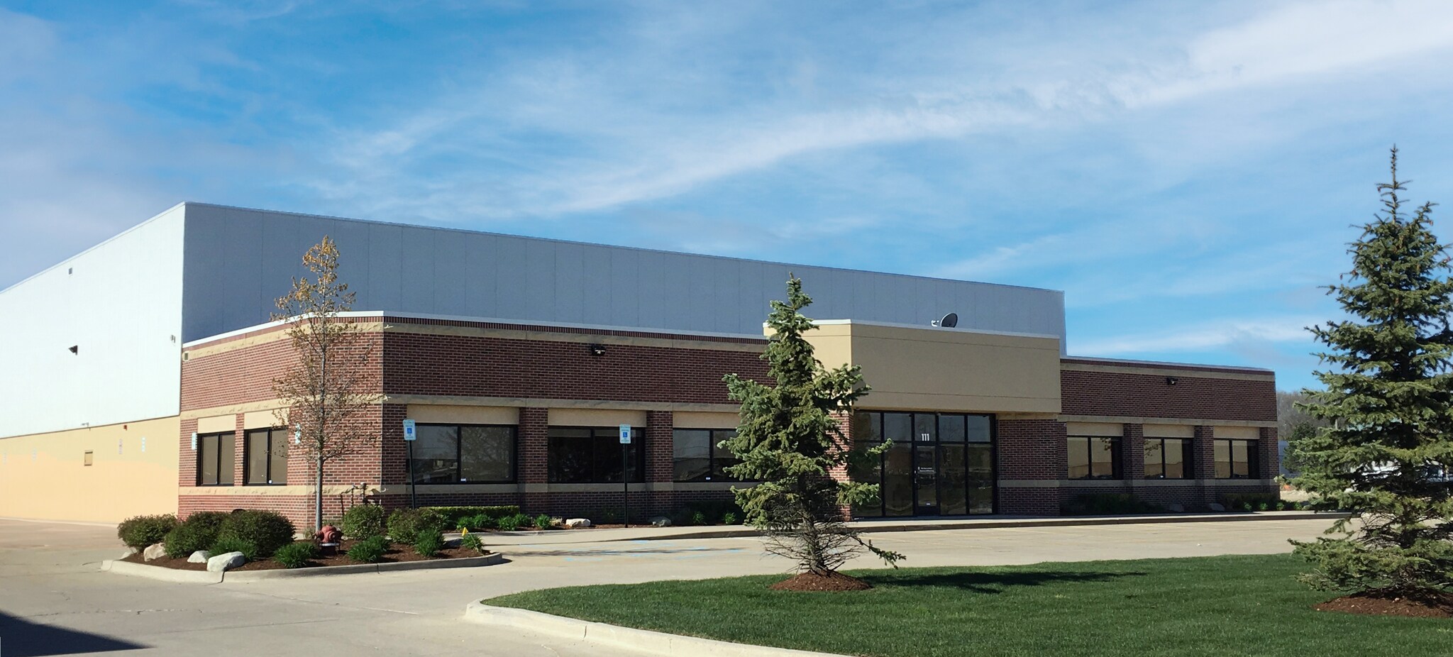 111 Peyerk Ct, Romeo, MI à louer Photo principale– Image 1 sur 2