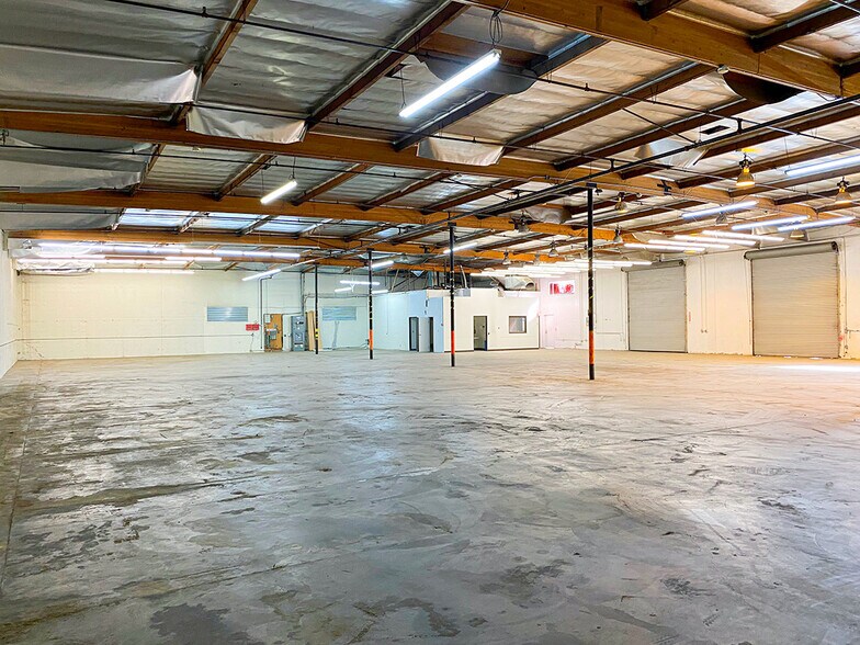 676 S Mateo St, Los Angeles, CA à louer - Photo intérieure – Image 2 sur 9