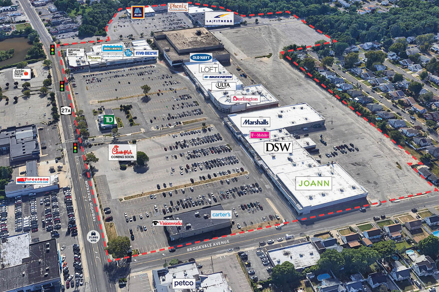 825-895 W Montauk Hwy, West Babylon, NY à louer - Photo de l’immeuble – Image 1 sur 9