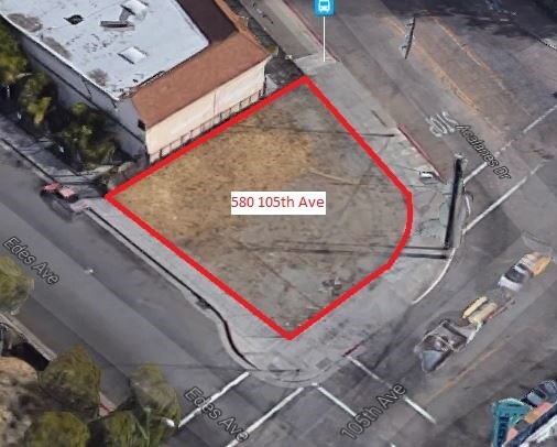 580 105th Ave, Oakland, CA à vendre Photo principale– Image 1 sur 8