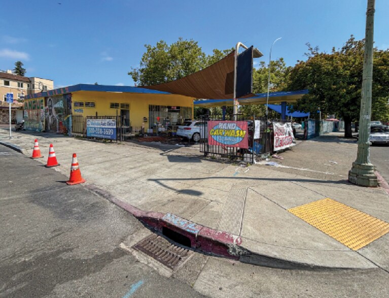 1901 Park Blvd, Oakland, CA à vendre - Photo de l’immeuble – Image 2 sur 17