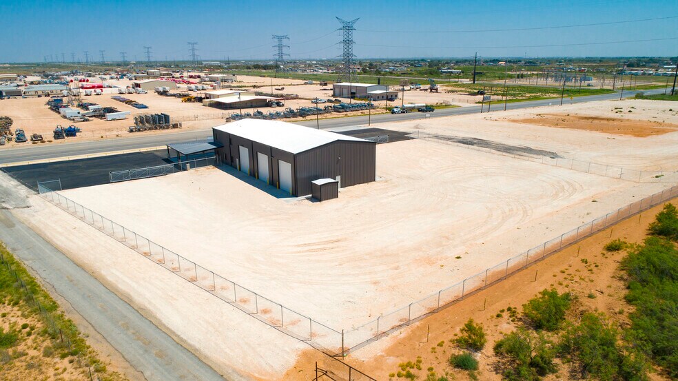 9716 FM 307, Midland, TX à louer - Photo de l’immeuble – Image 3 sur 24