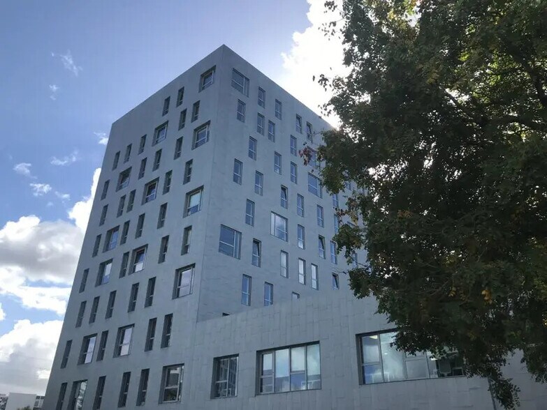 6 Rue René Viviani, Nantes à louer - Photo de l’immeuble – Image 1 sur 17