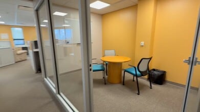 10475 Perry Hwy, Wexford, PA à louer - Vidéo sur l’annonce professionnelle 