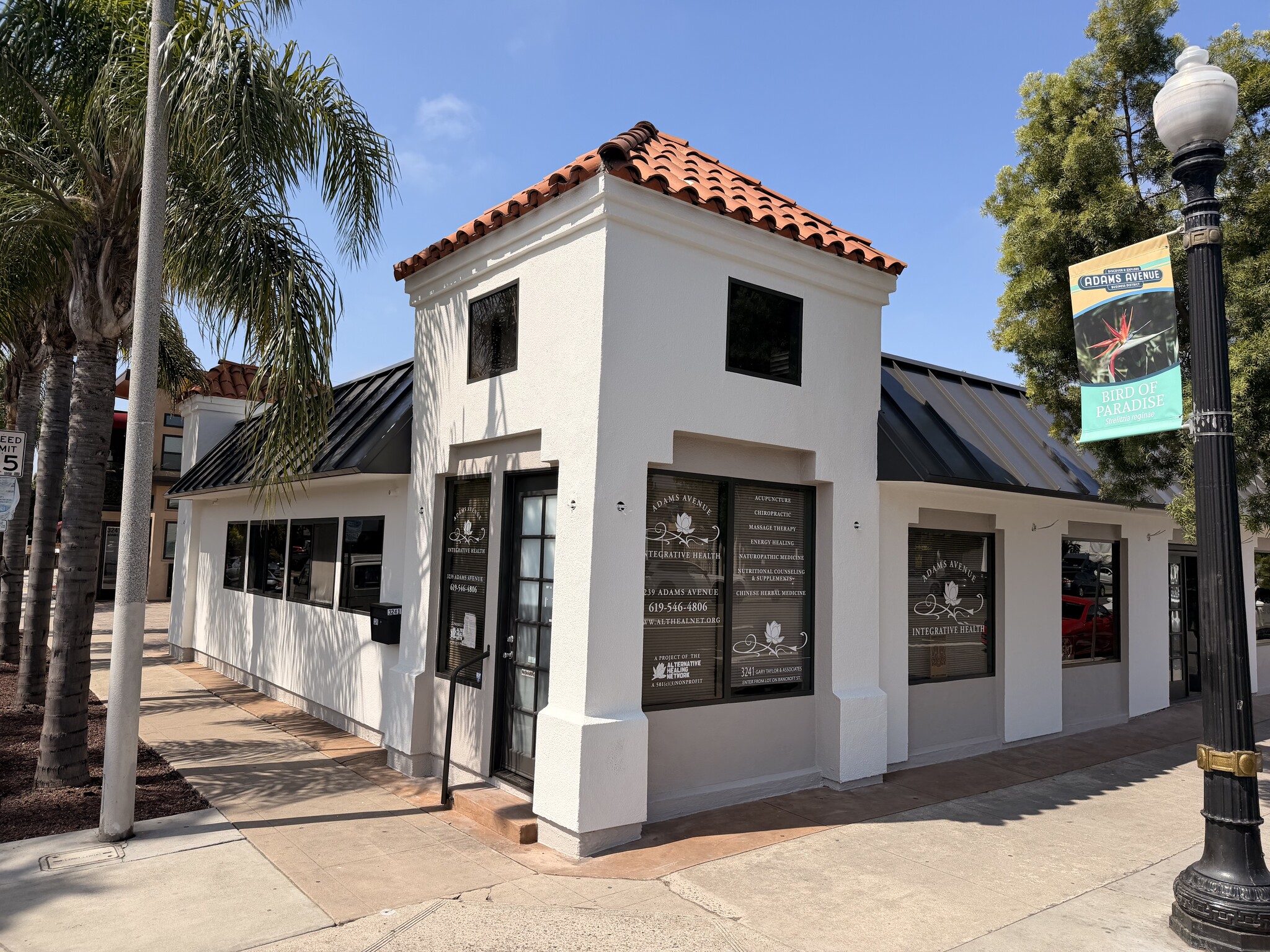 3239 Adams Ave, San Diego, CA à louer Photo de l’immeuble– Image 1 sur 14