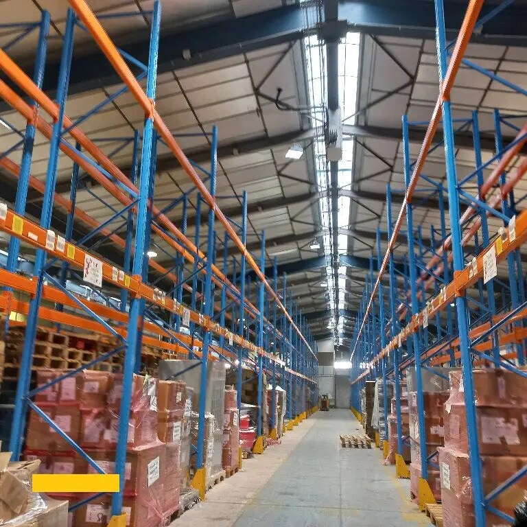 Industriel/Logistique dans COURNON-D'AUVERGNE à louer Photo de l’immeuble– Image 1 sur 7