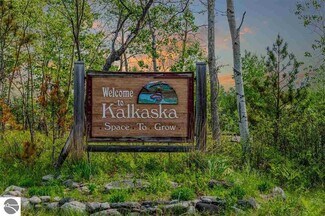 Plus de détails pour 404 S Park Dr, Kalkaska, MI - Industriel/Logistique à vendre