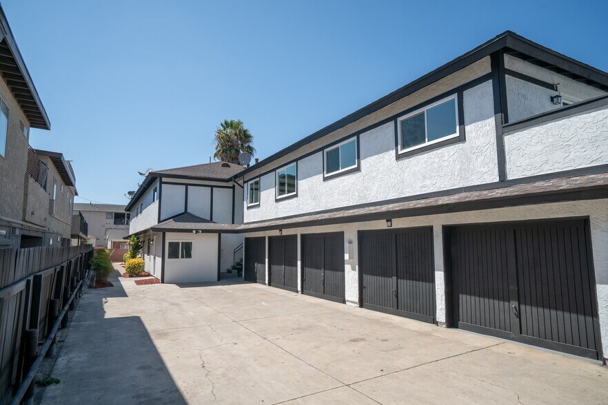 810 S Flower St, Santa Ana, CA à vendre - Photo de l’immeuble – Image 2 sur 30