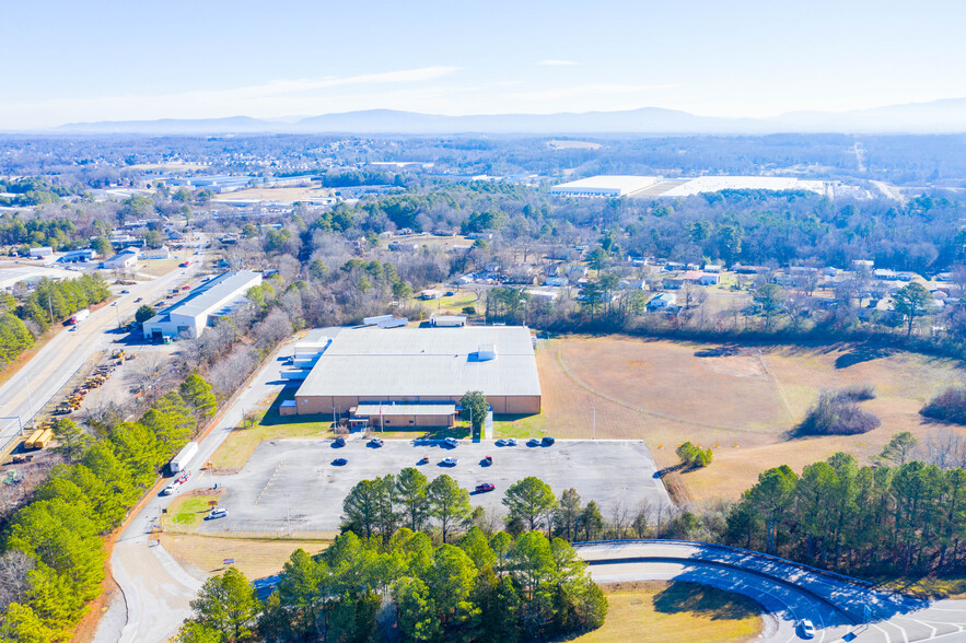 2000 Overhead Bridge Rd NE, Cleveland, TN à vendre - Photo de l’immeuble – Image 2 sur 41