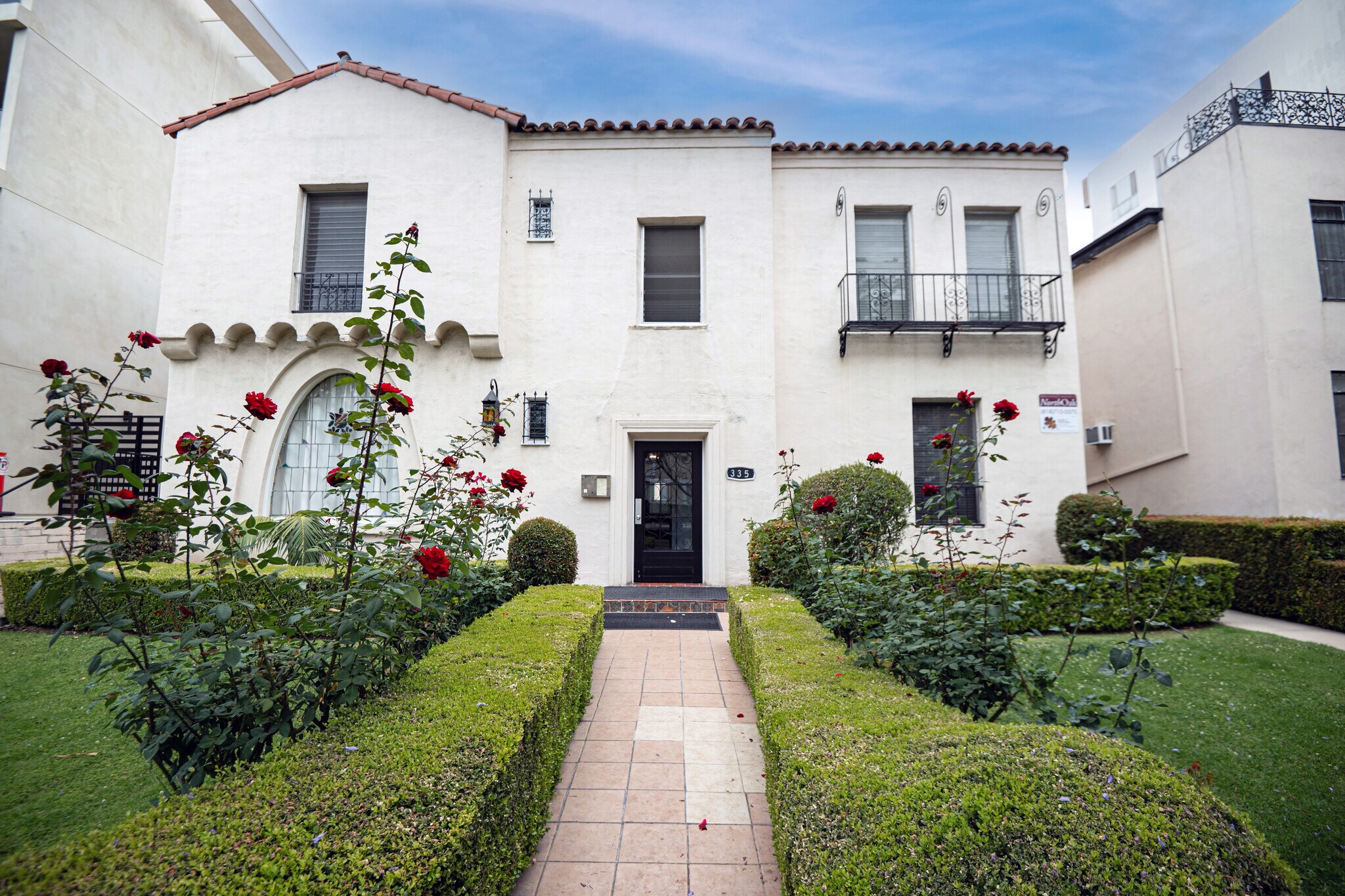 335 N Palm Dr, Beverly Hills, CA à vendre Photo de l’immeuble– Image 1 sur 7