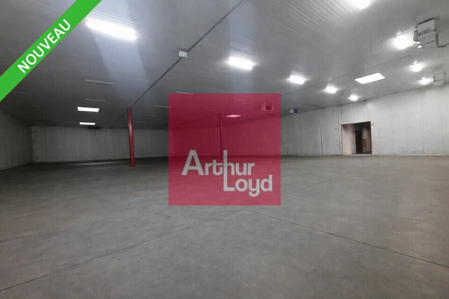 Industriel/Logistique dans Cournon-d'Auvergne à louer - Photo intérieure – Image 2 sur 12