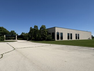 Plus de détails pour 9980 S Oakwood Park Dr, Franklin, WI - Industriel/Logistique à vendre