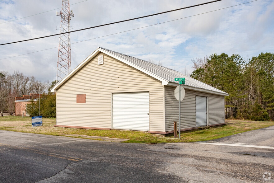 300 Wilson Ave, Wakefield Sussex, VA à vendre - Photo de l’immeuble – Image 2 sur 27