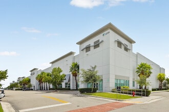 1315 N Jog, West Palm Beach, FL à louer Photo intérieure– Image 1 sur 1