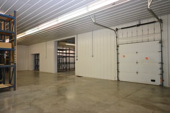 2282 W Industrial Park Dr, Bloomington, IN à louer Photo intérieure– Image 1 sur 5