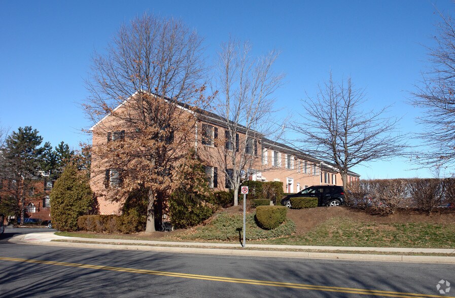 891-899 Harrison St SE, Leesburg, VA à louer - Photo de l’immeuble – Image 2 sur 9