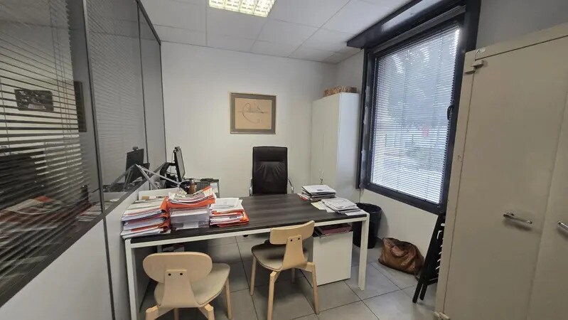 Bureau dans La Seyne-sur-Mer à vendre - Photo intérieure – Image 3 sur 8