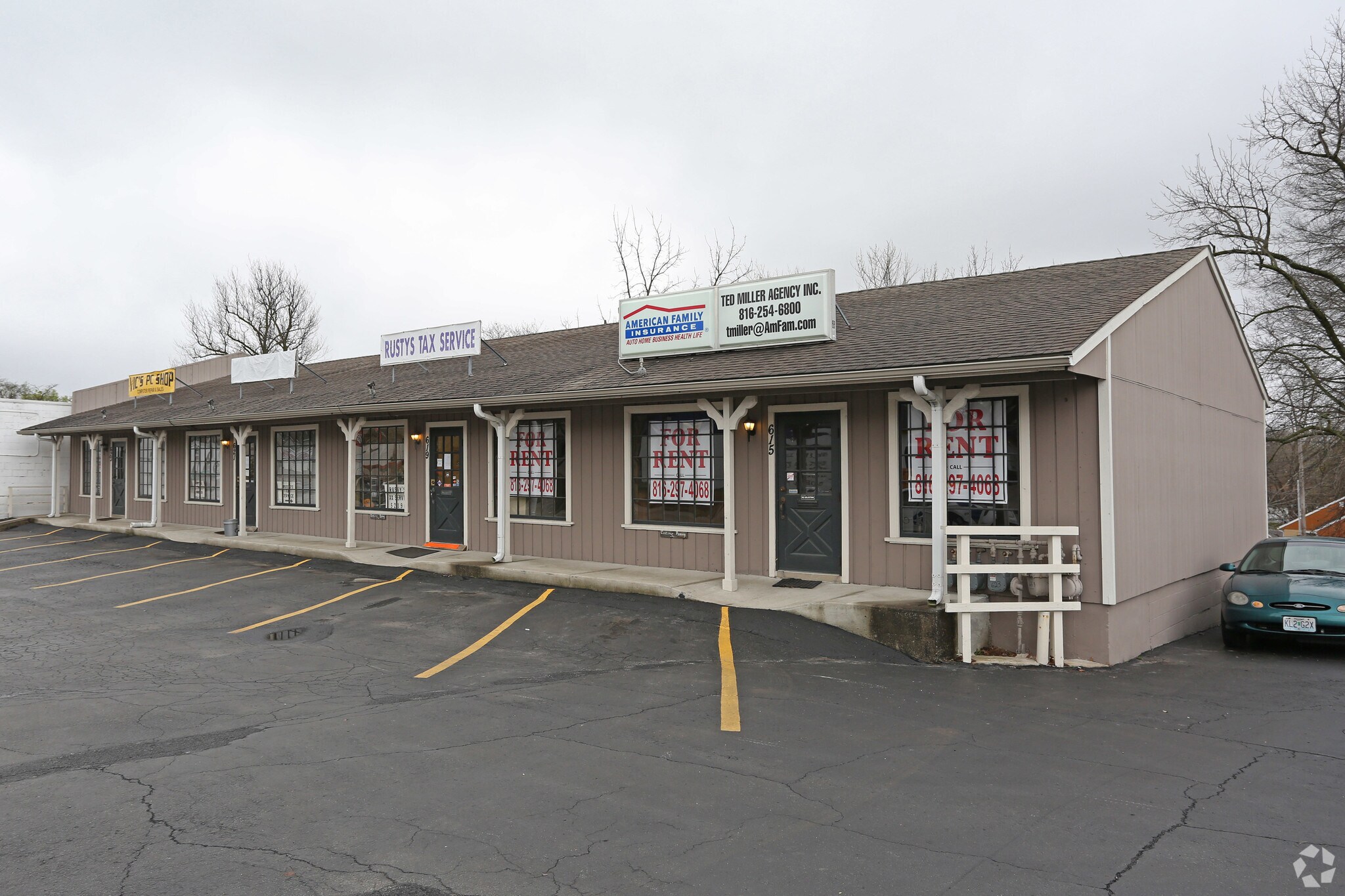 615-623 E 23rd St S, Independence, MO à vendre Photo de l’immeuble– Image 1 sur 13