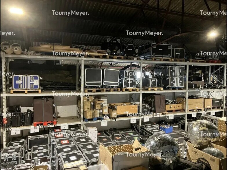 Local d’activités dans Mérignac à louer - Photo de l’immeuble – Image 2 sur 6