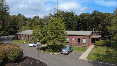 21 Ensign Dr, Avon, CT à louer Photo intérieure– Image 1 sur 4