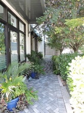 2669 Davis Blvd, Naples, FL à louer Hall d’entrée– Image 2 sur 8