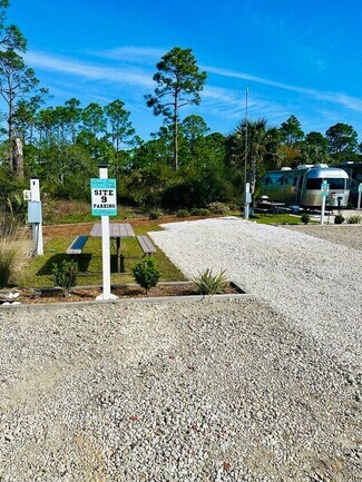 Plus de détails pour 2764 Victoria Ave, Port St Joe, FL - Spécialisé à vendre