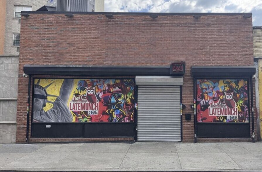 1426 Ogden Ave, Bronx, NY à louer - Photo de l’immeuble – Image 1 sur 1