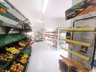 Plus de détails pour Local commercial à vendre