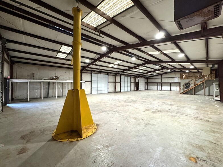 120 Kansas City Ave, Shreveport, LA à louer - Photo de l’immeuble – Image 3 sur 11