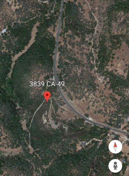 3839 CA-49 Hwy, Mokelumne Hill, CA à vendre - Photo principale – Image 1 sur 2