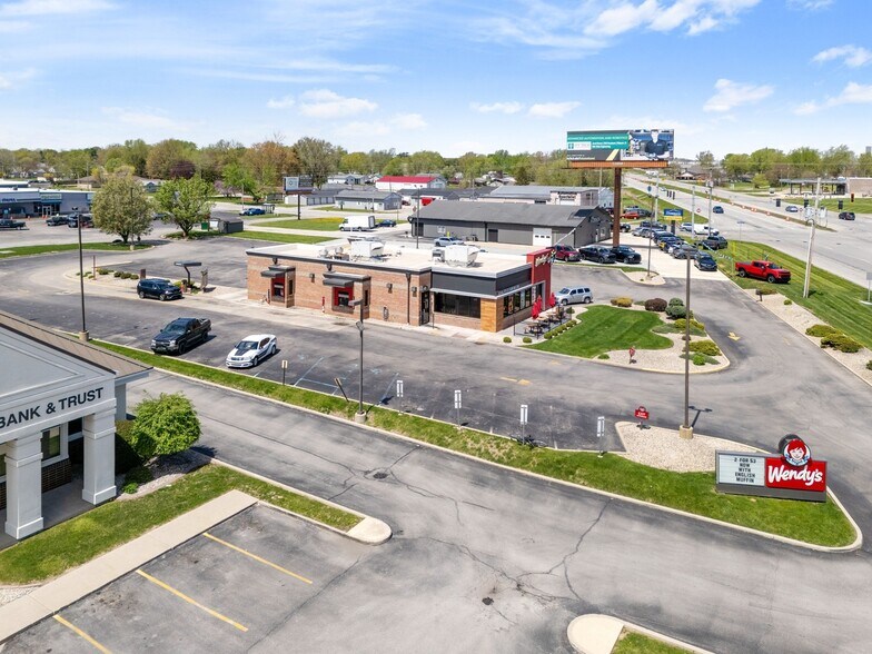 2085 N Reed Rd, Kokomo, IN à vendre - Photo de l’immeuble – Image 2 sur 6