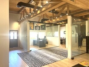 3625 E Thousand Oaks Blvd, Westlake Village, CA à louer Photo intérieure– Image 2 sur 5