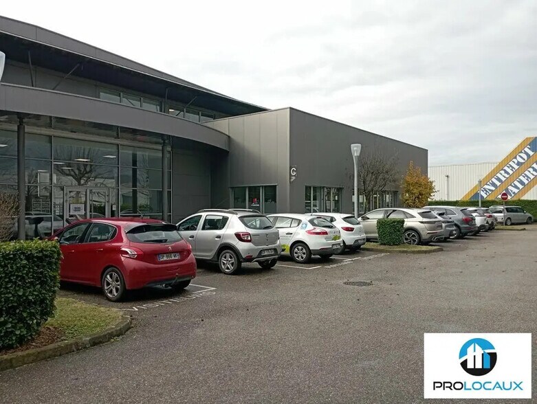 Bureau dans Moirans à louer - Photo de l’immeuble – Image 1 sur 16