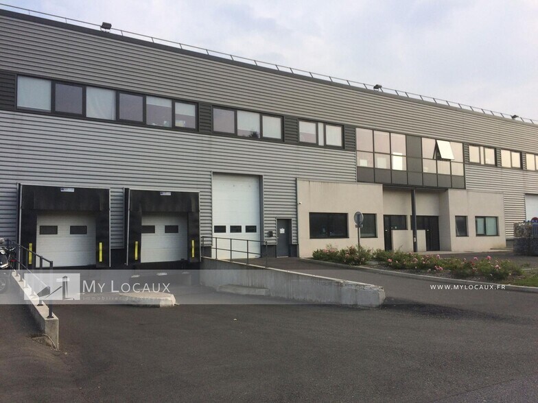 Industriel/Logistique dans La Courneuve à louer - Photo de l’immeuble – Image 1 sur 6