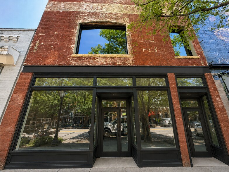 519 S Elm St, Greensboro, NC à louer - Photo de l’immeuble – Image 2 sur 12