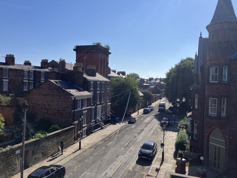 2 Blackburne Pl, Liverpool à vendre - Photo de l’immeuble – Image 2 sur 5