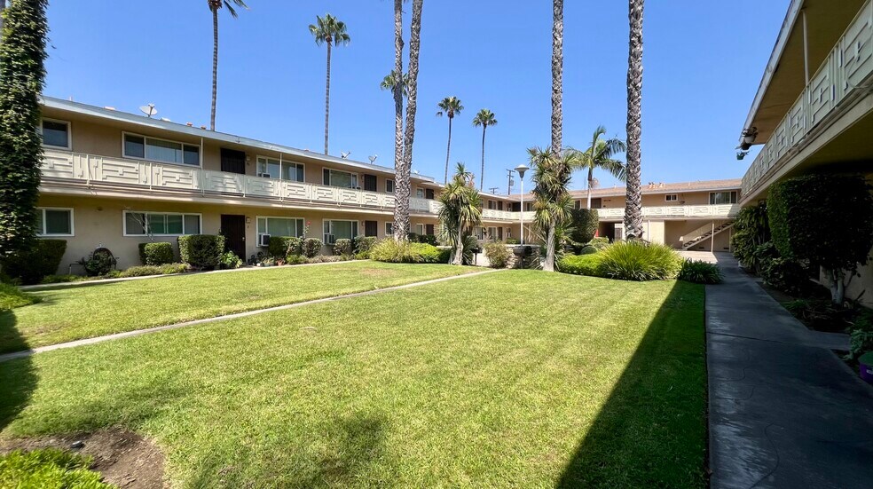 315 S Bedford Rd, Orange, CA à vendre - Autre – Image 2 sur 4