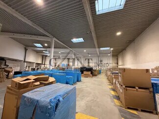 Plus de détails pour Bureau, Industriel/Logistique à louer