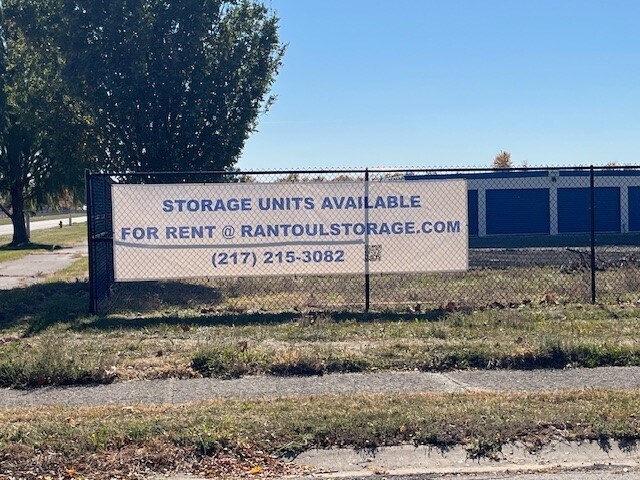 112 Flessner Ave, Rantoul, IL à vendre - Photo de l’immeuble – Image 2 sur 4