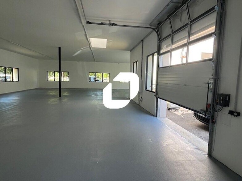 33 Avenue Du Docteur Georges Lévy, Vénissieux à louer - Photo de l’immeuble – Image 3 sur 12