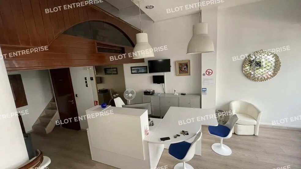 Bureau dans La Baule-Escoublac à vendre - Photo intérieure – Image 2 sur 11