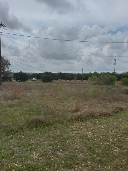 14787 Fitzhugh Road, Austin, TX à vendre - Photo principale – Image 1 sur 8