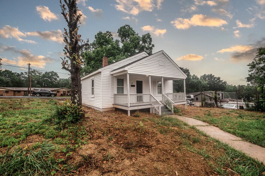 601 N Johnson St, Monroe, NC à vendre - Photo de l’immeuble – Image 2 sur 17