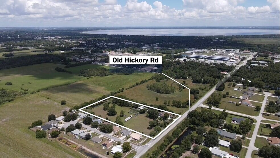 2270 Old Hickory Tree Rd, Saint Cloud, FL à vendre - Photo principale – Image 1 sur 6