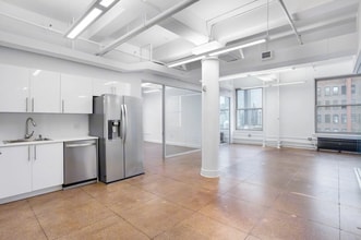 54 W 21st St, New York, NY à louer - Vidéo sur l’annonce professionnelle 