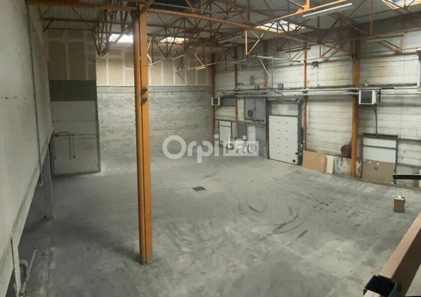 Industriel/Logistique dans Genlis à louer - Photo de l’immeuble – Image 1 sur 4